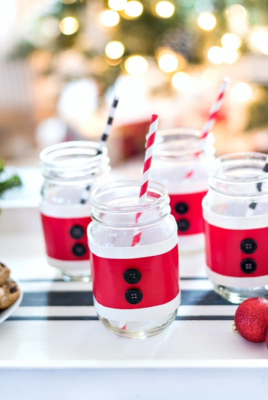 Santa-suit-mason-jar-cozy-duck-tape-holiday-craft-ideas-@Mason-Jar-Crafts-Love-4