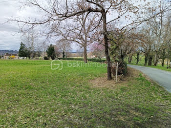 terrain à Salles-de-Belvès (24)