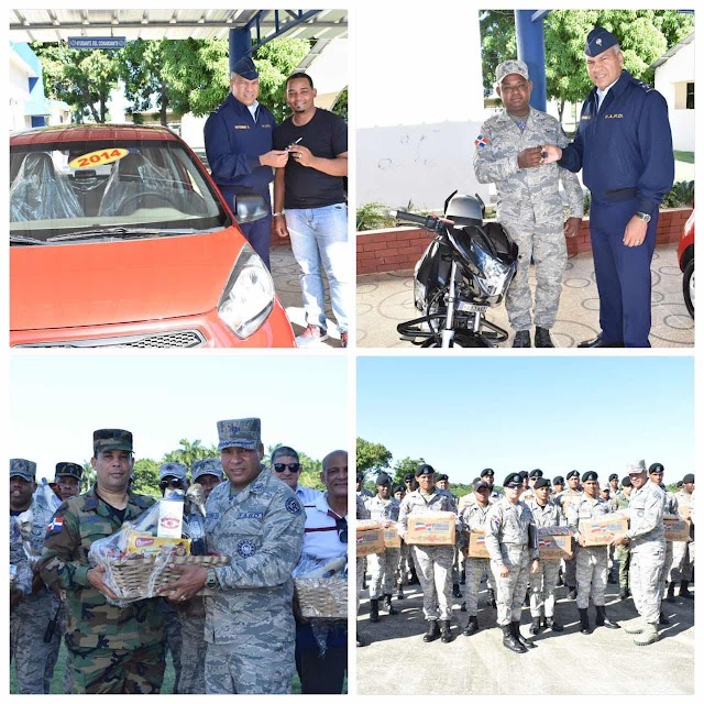 COMANDANTE DE LA BASE AÉREA  PUERTO  PLATA ENTREGA VEHÍCULOS  Y REPARTE CANASTAS NAVIDEÑAS AL PERSONAL  MILITAR BAJO SU MANDO