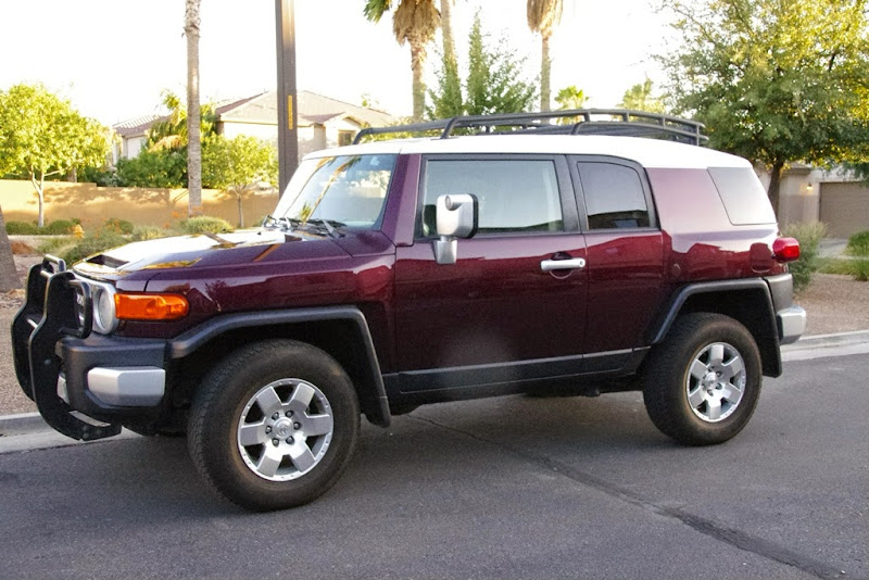 Detailed 2007 Toyota Fj Cruiser Black Cherry Pearl Trashed Off