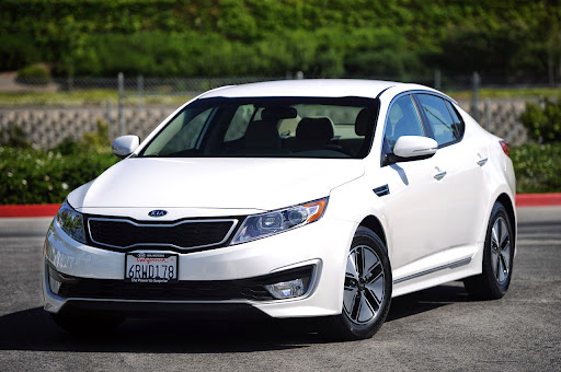 2013 white kia optima ex