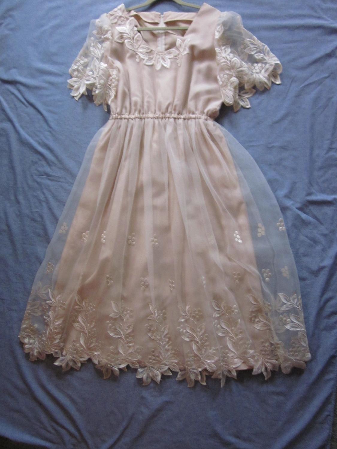 plus size vintage wedding