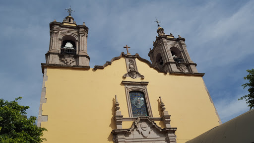 De Los Remedios, Arteaga 48, Zona Centro, 36900 Pénjamo, Gto., México, Iglesia | GTO