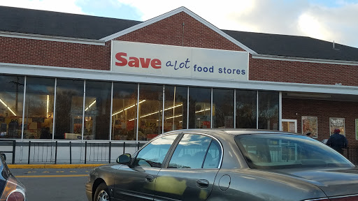 Grocery Store «Save-A-Lot», reviews and photos, 130 Augustine Ave, Charles Town, WV 25414, USA