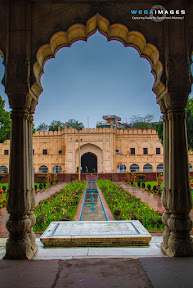 Hazoori Bagh & BaraDari, Shahi Qilla Lahore