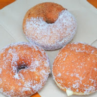 Dough Doughnuts 兜兜圈 二號店