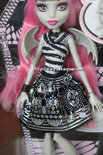 Rochelle Goyle y Roux, su mascota, ya forman parte de mi colección Monster High