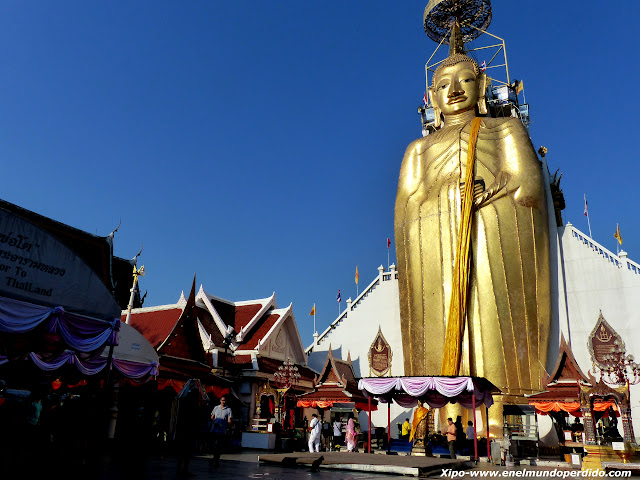 wat-Indraviharn-bangkok.JPG