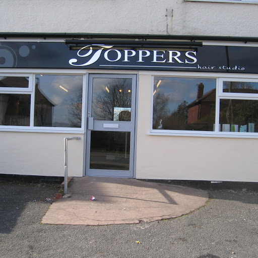 Toppers Hair and Beauty Studio logo