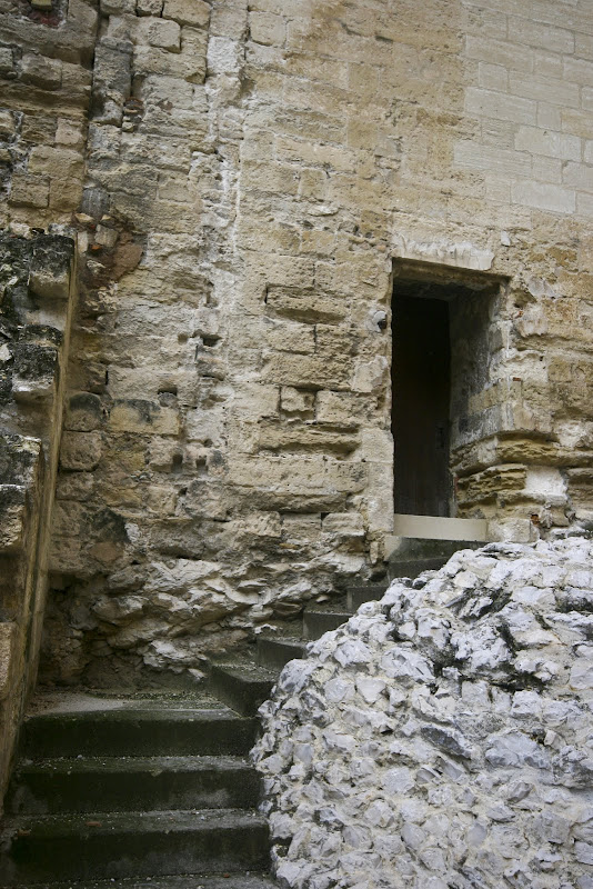 IMAGE: https://lh3.googleusercontent.com/-fb2TI8usIX4/TsEGlIdF6qI/AAAAAAAAKlk/8n-NCE5114E/s800/IMG_0285.JPG