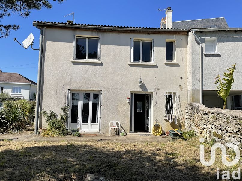 Vente maison 6 pièces 154 m² à Chatellerault (86100), 140 000 €