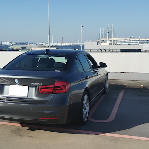 3シリーズ セダン 320d