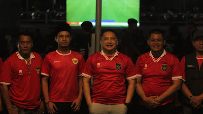 Serunya Nobar Timnas Indonesia Vs Korsel di Halaman Polres Pasuruan, Bisa Dapat Doorprize