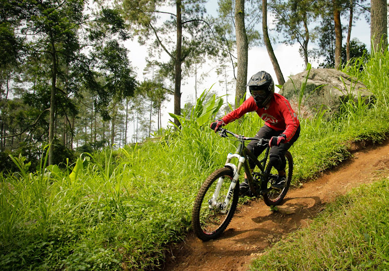 Track Downhill Pacet, Yahuuuut
