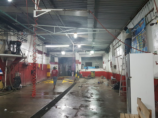 Estetica Y Autolavado Las 4 Esquinas, Calle 40 45, Cuauhtémoc, 24170 Cd del Carmen, Camp., México, Servicio de lavado de automóvil | CAMP