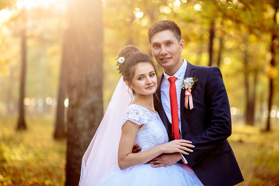 Fotógrafo de casamento Rinat Yamaliev (yarinat). Foto de 6 de outubro 2016