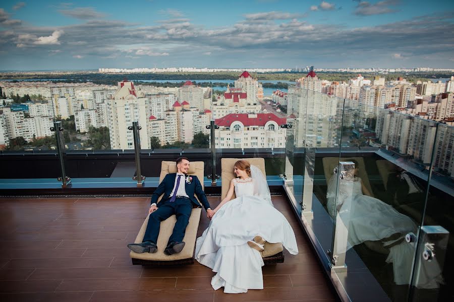 Fotógrafo de casamento Evgeniya Sedneva (falcona). Foto de 20 de março 2018