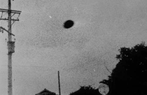 Possible Ufo Sighting San Diego Ufo Photographed Over Historical Edgemoor Barn