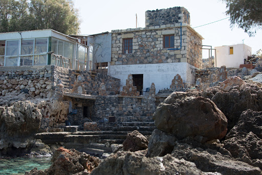 Plage d'Ombrogialos