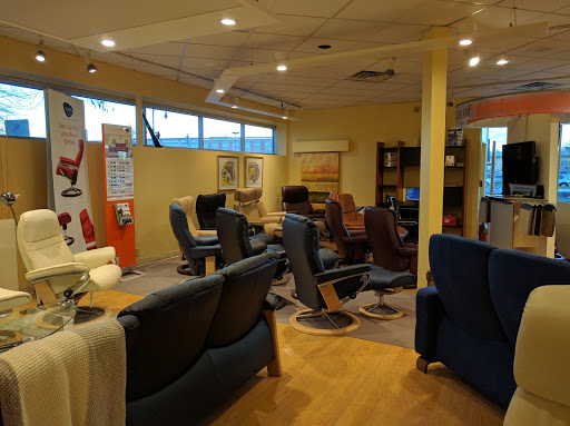 Furniture Store «Circle Furniture - Cambridge», reviews and photos, 199 Alewife Brook Pkwy, Cambridge, MA 02138, USA