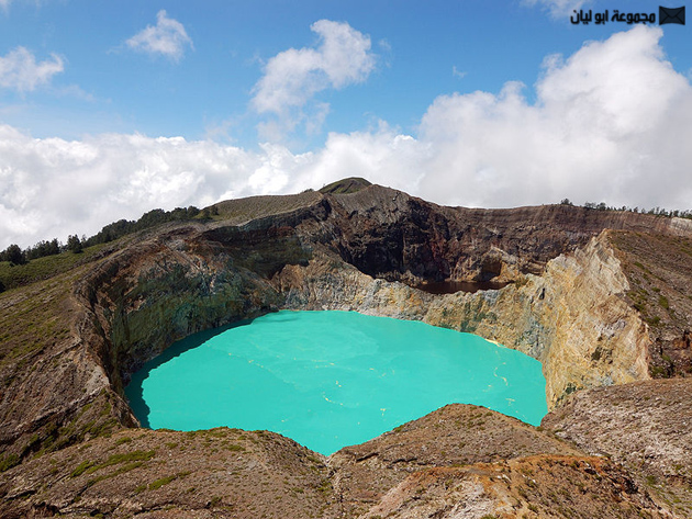 اغرب واجمل 10 بحيرات في العالم Kelimutu-crater-lake-flores-island-indonesia