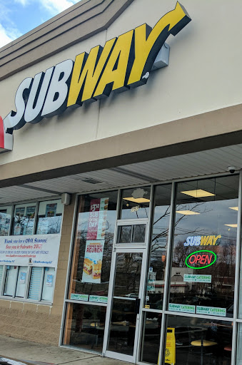 Restaurant «SUBWAY®Restaurants», reviews and photos, 757 St George Ave, Woodbridge, NJ 07095, USA