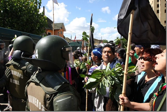 mapuche-carabineros