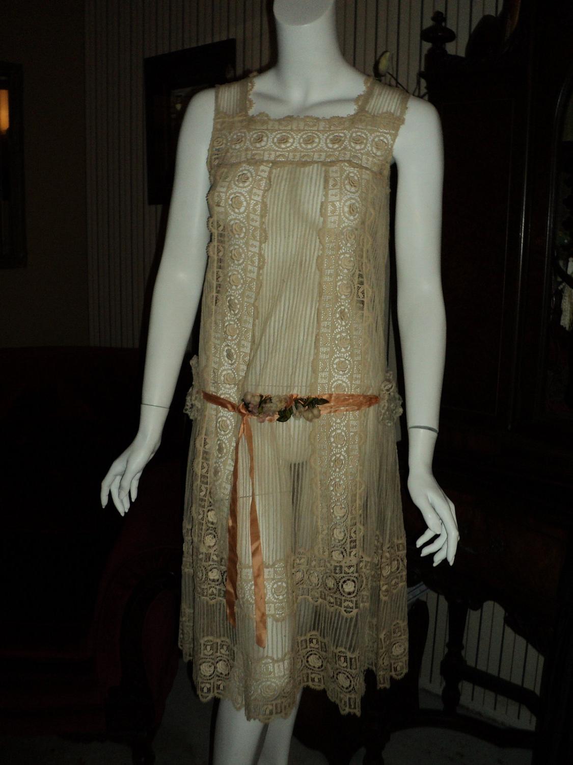 1920s Lace ecru day dress with