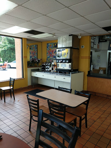 Mexican Restaurant «Taco Bell», reviews and photos, 1061 NJ-73, Pennsauken Township, NJ 08110, USA