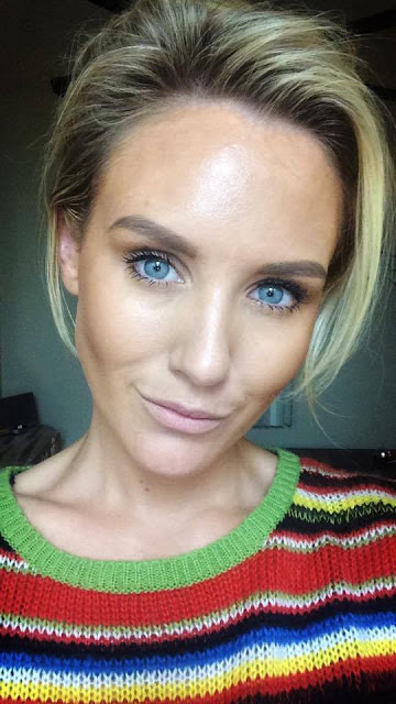 Nicky Whelan Dp Profile Pics