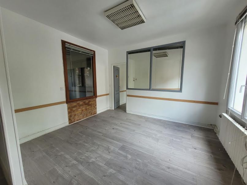 Vente maison 1 pièce 129 m² à Creil (60100), 170 000 €