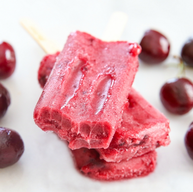 photo of a stack of Fruttare Black Cherry Fruit Bars