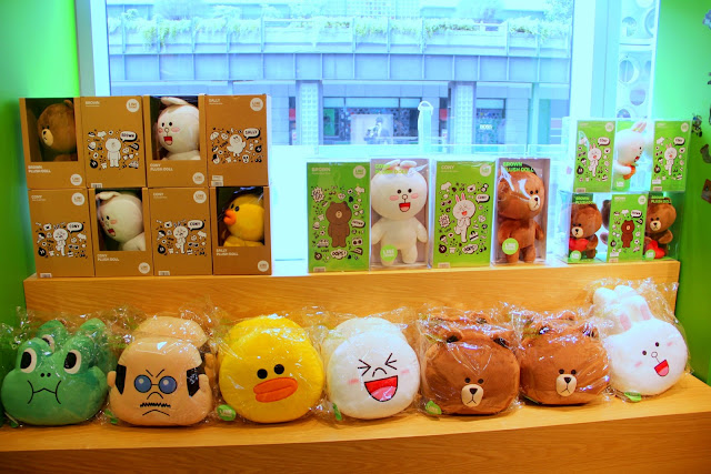 台北 LINE FRIENDS STORE 微風松高店