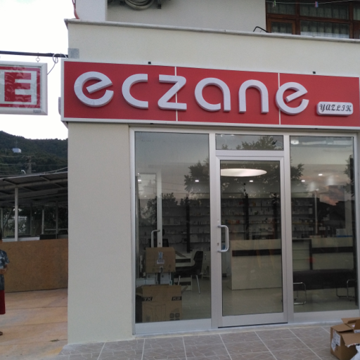 YAZLIK ECZANESİ logo