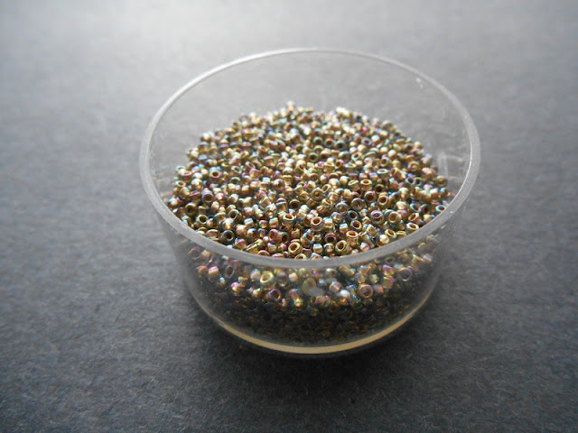 TOHO Gold Lined Black Diamond Seed Beads