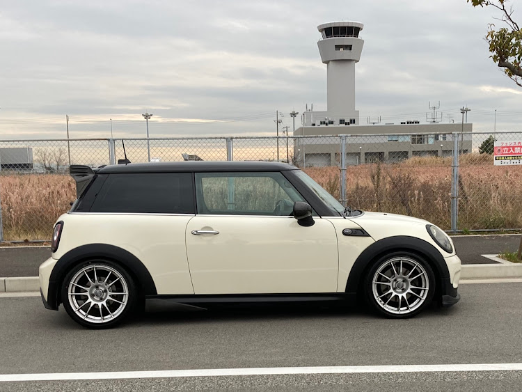 ミニクーパーSの12月もよろしくお願いします・洗車・JANSPEED・NUTECに関するカスタム事例の投稿画像4枚目