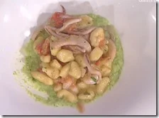 Raschiatelli con julienne di seppie, calamari e gambero