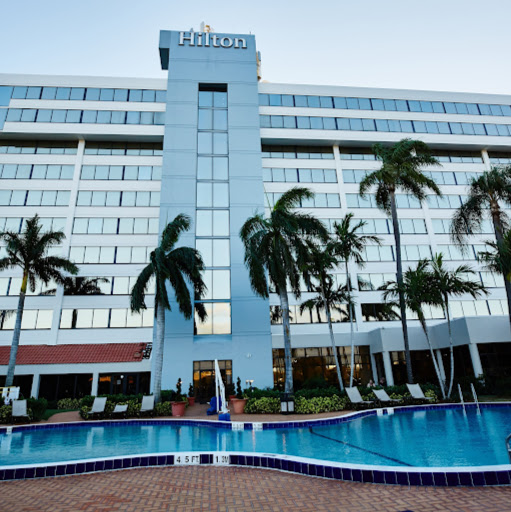 Hilton Palm Beach Airport logo