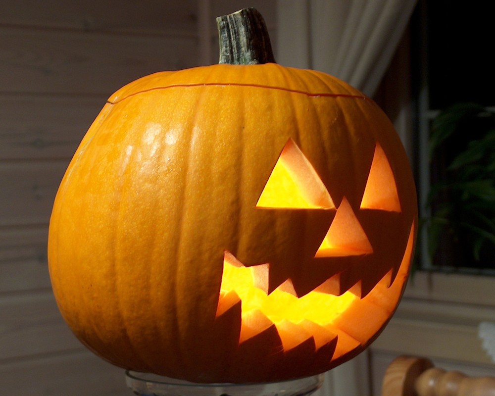 파일:external/www.freakingnews.com/jack-o-lantern.jpg