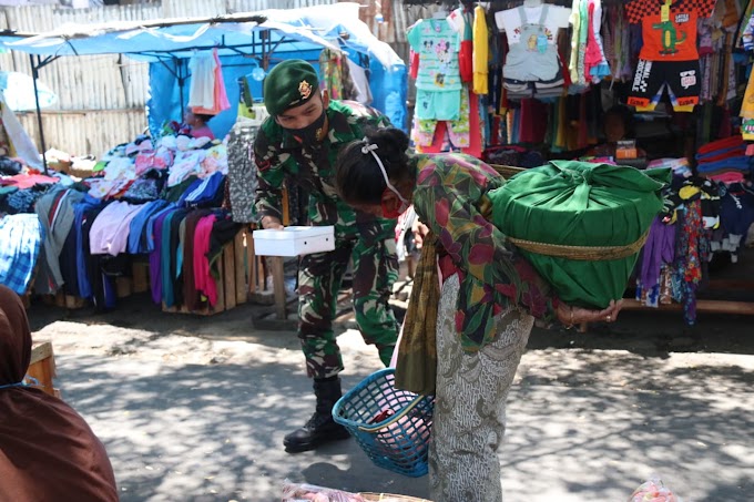 Berbagi Kebahagiaan, Prajurit Yonif MR 411 Kostrad Gelar Ju'mat Berkah