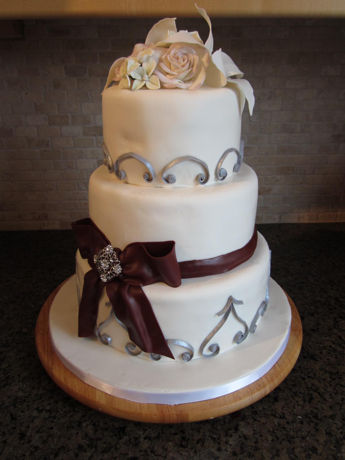 Silver Scroll Wedding Cake