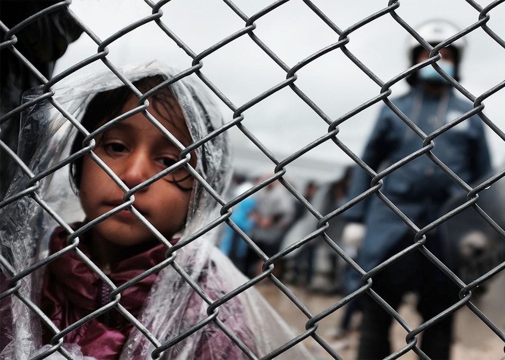 [151120_VFC_Syrian-Refugees.jpg.CROP.promo-xlarge2%255B8%255D.jpg]