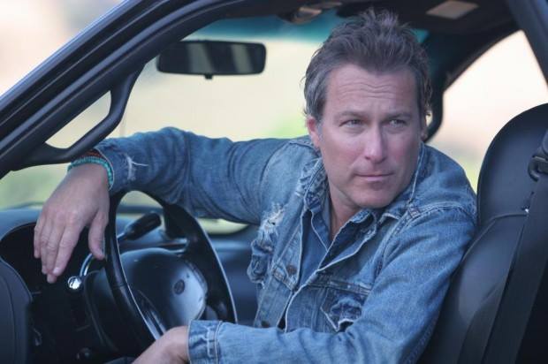 John Corbett Profile pictures, Dp Images, Display pics collection for whatsapp, Facebook, Instagram, Pinterest, Hi5.