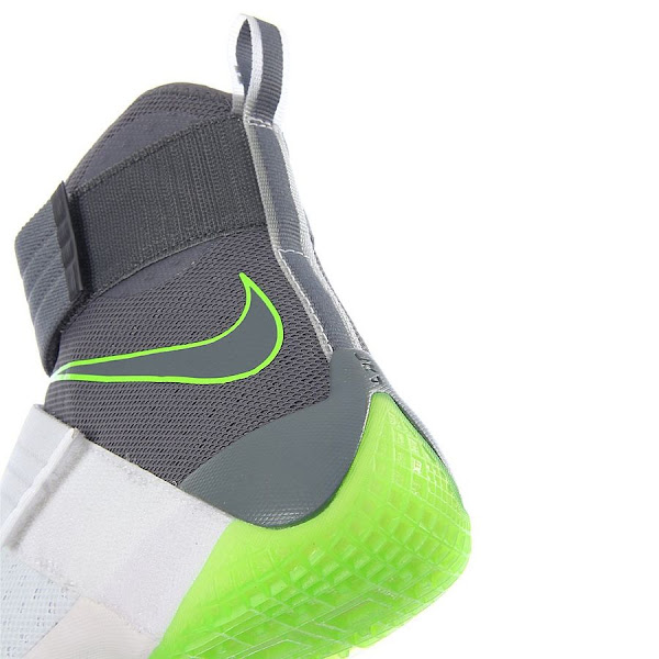 Get Personal With the Nike LeBron Soldier 10 Dunkman