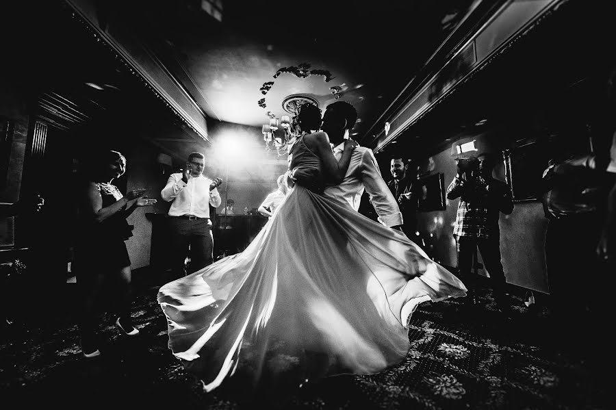 Photographe de mariage Petr Gubanov (watashiwa). Photo du 6 juin 2017