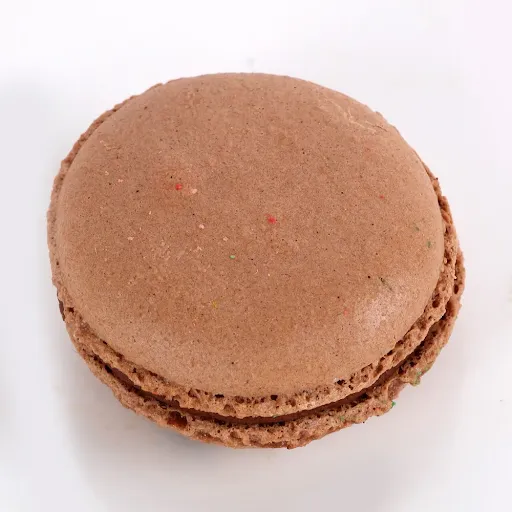 Chocolate Fudge Macaron