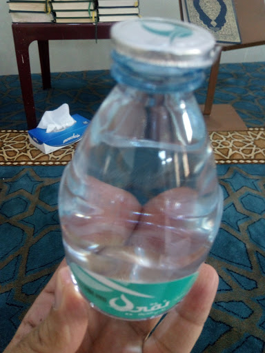 شركة المياه النقية هي شركة مرافق مياه في عنيزة