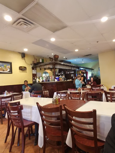 Cafe «Oasis Cafe & Bakery», reviews and photos, 377 Main St, Medford, MA 02155, USA
