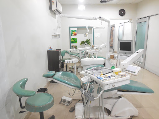 Monga Dental Care, Opp RSD School, Dabwali Road, Sirsa, Haryana 125055, India, Dental_School, state HR