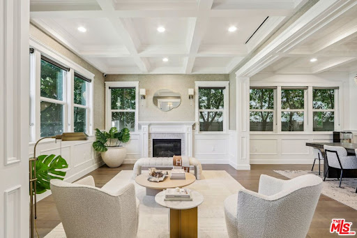 Maison avec piscine et jardin 4